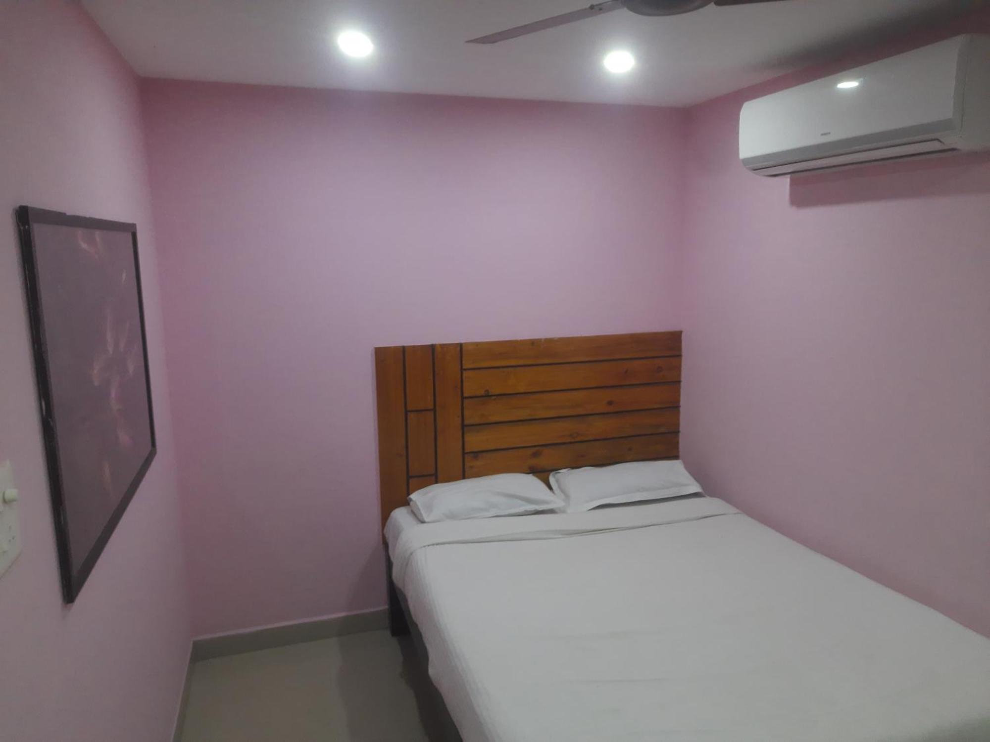Skyway Rooms Puducherry Zewnętrze zdjęcie