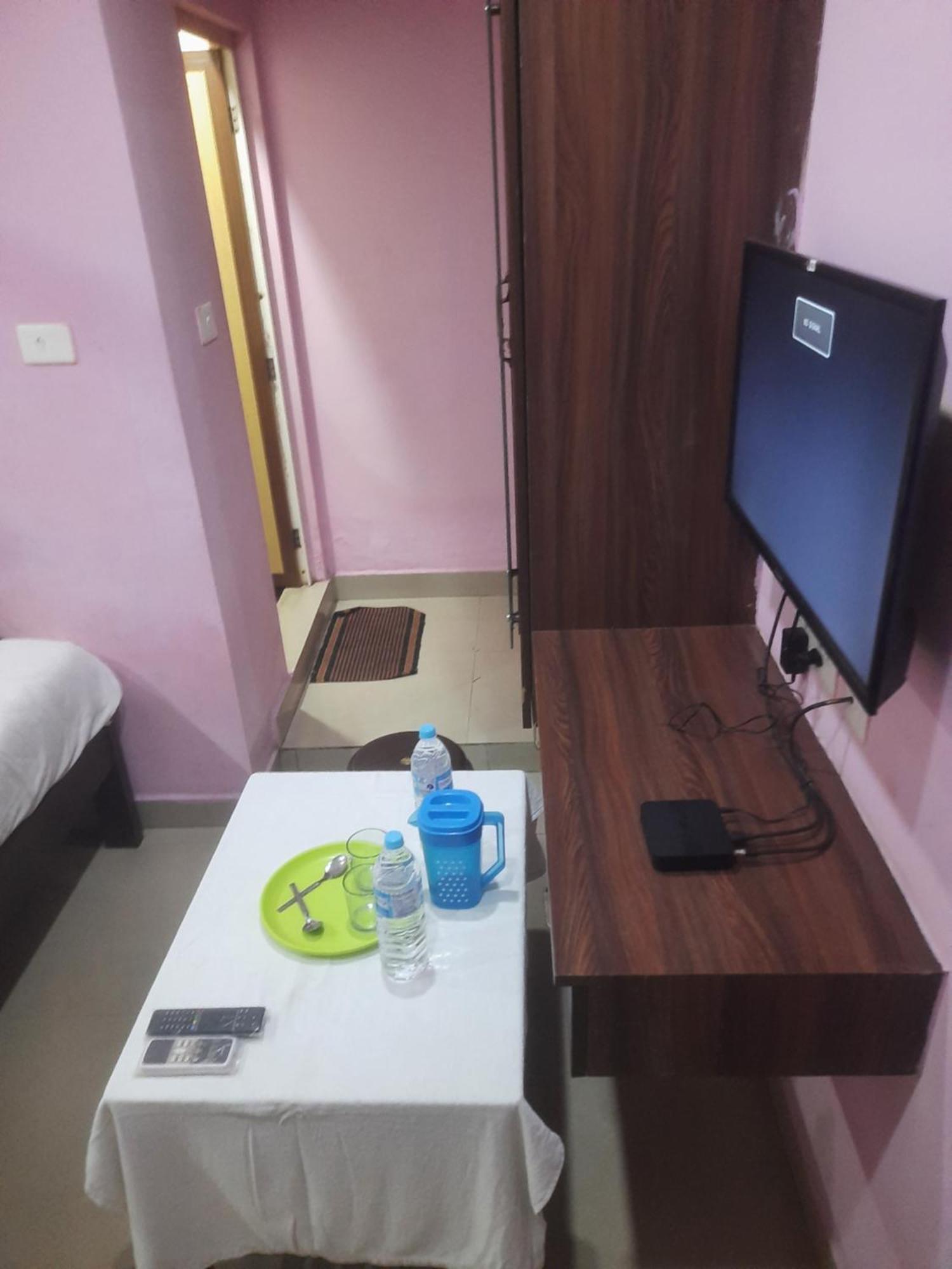 Skyway Rooms Puducherry Zewnętrze zdjęcie